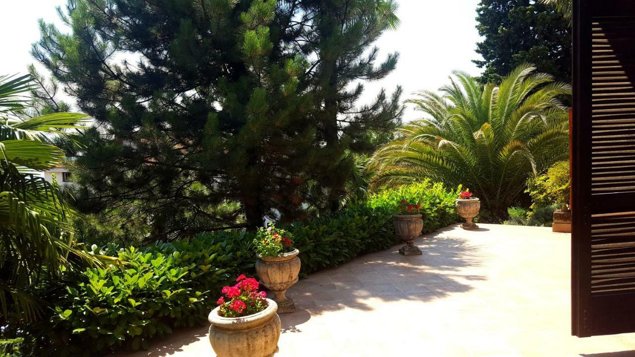 Josephine'S Garden Apartment โอปาติยา ภายนอก รูปภาพ